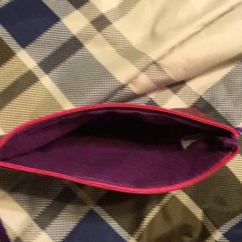Makeup pouch - Picture 2 of 2